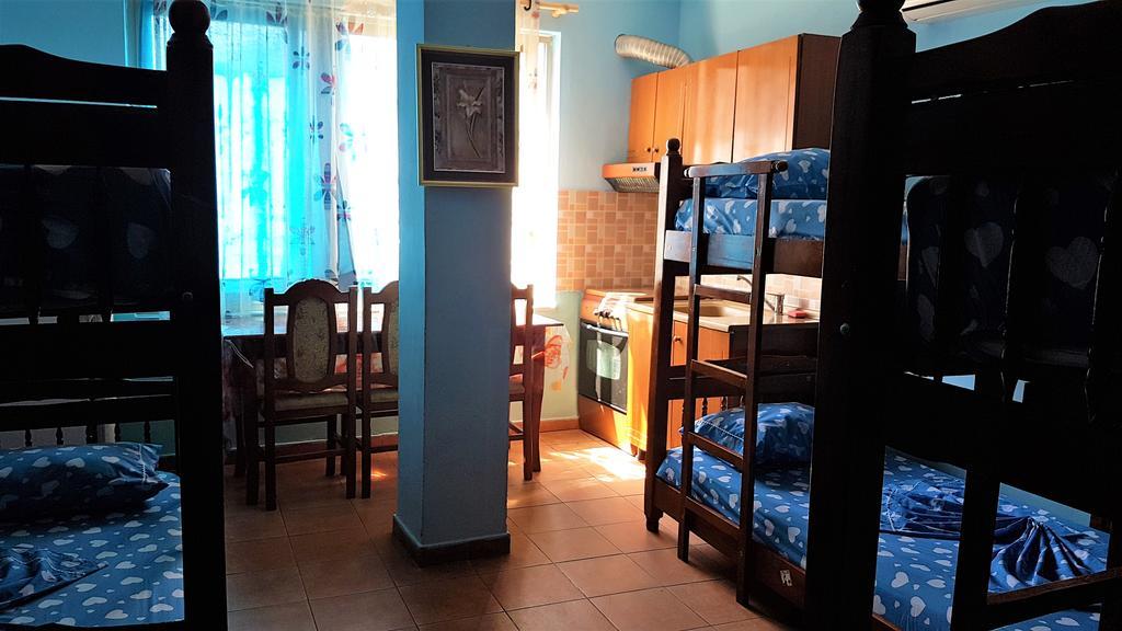 Pemaj Hostel Shkodër Екстериор снимка