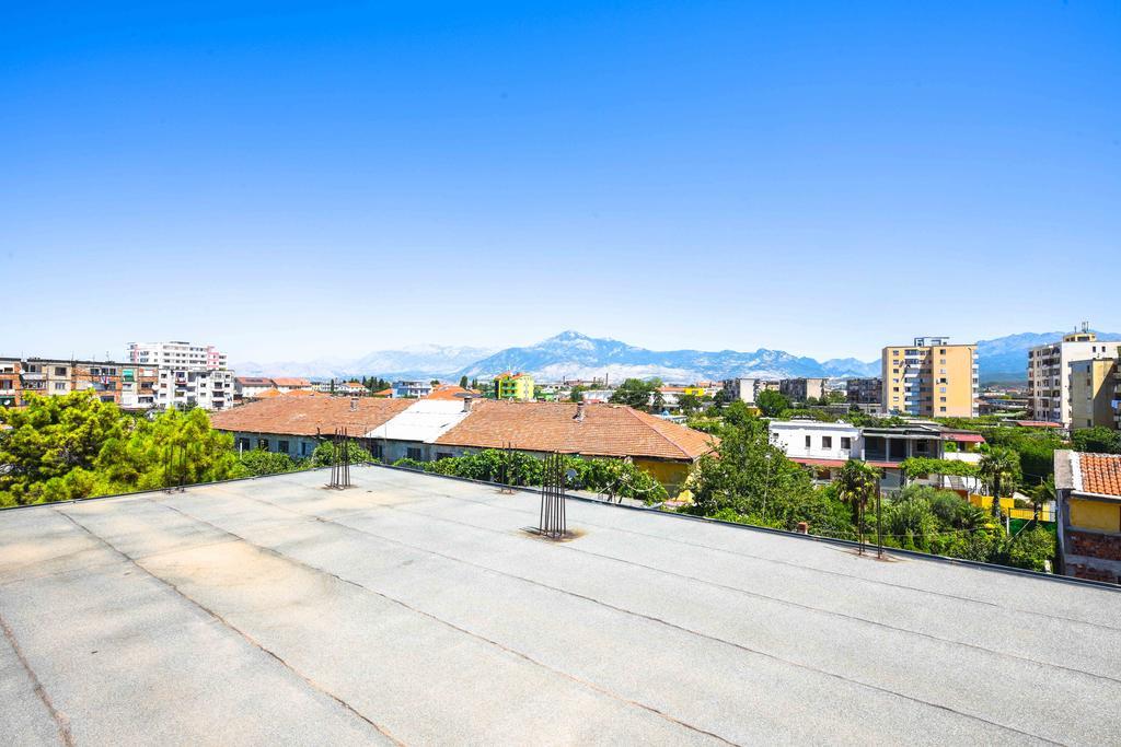 Pemaj Hostel Shkodër Екстериор снимка