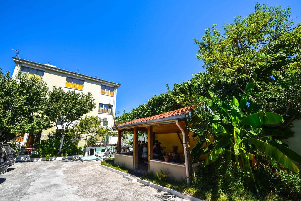 Pemaj Hostel Shkodër Екстериор снимка