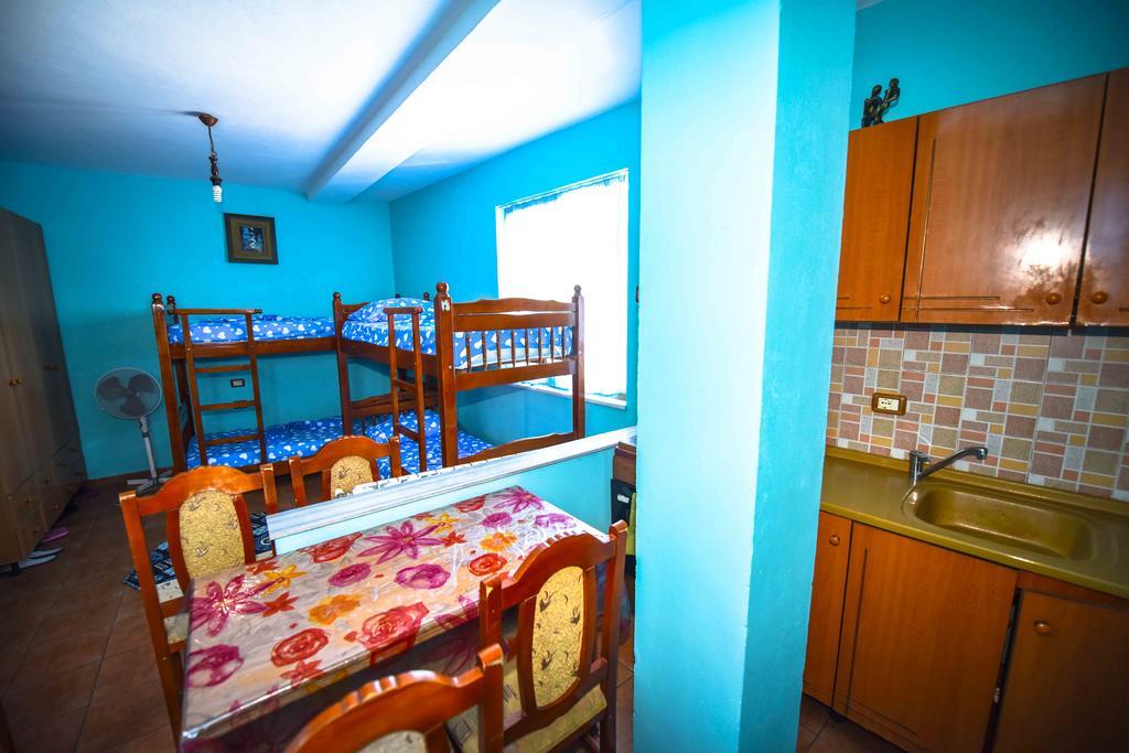 Pemaj Hostel Shkodër Екстериор снимка