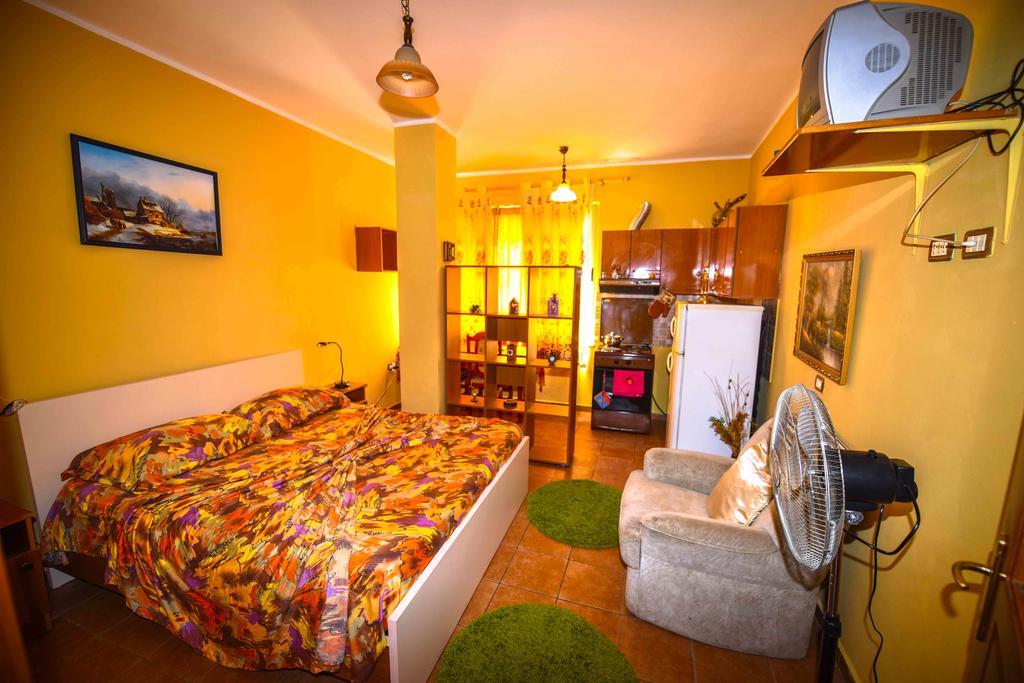 Pemaj Hostel Shkodër Екстериор снимка